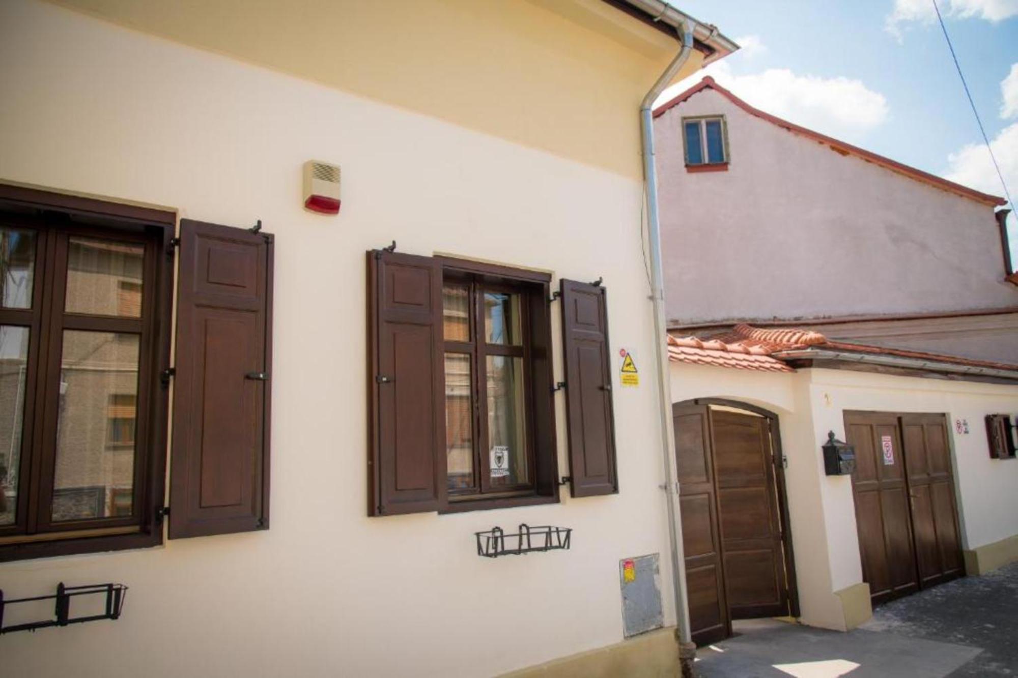 Cochet House Sibiu Aparthotel Εξωτερικό φωτογραφία